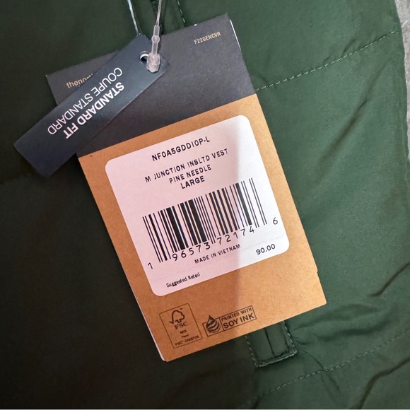 The North Face Men's Junction Insulated Vest Pine Needle - Picture 6 of 9